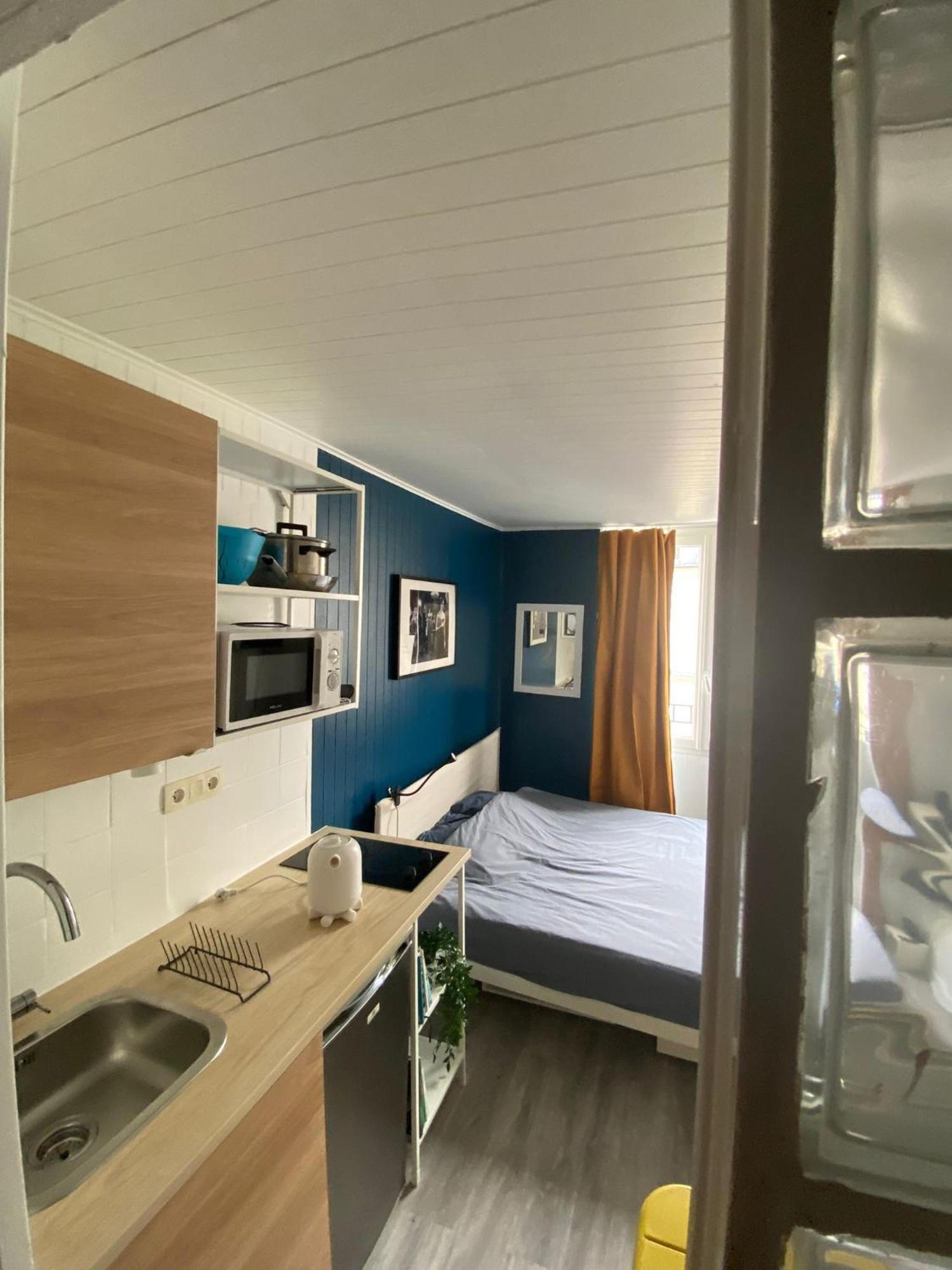 Bright Flat Apartment